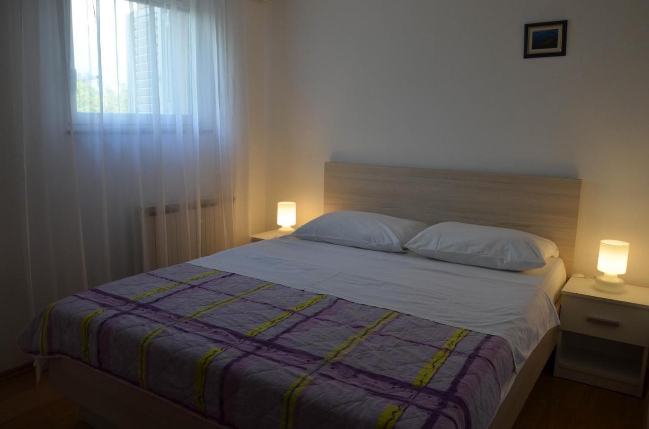 Apartments Tomas Betina  Exterior photo