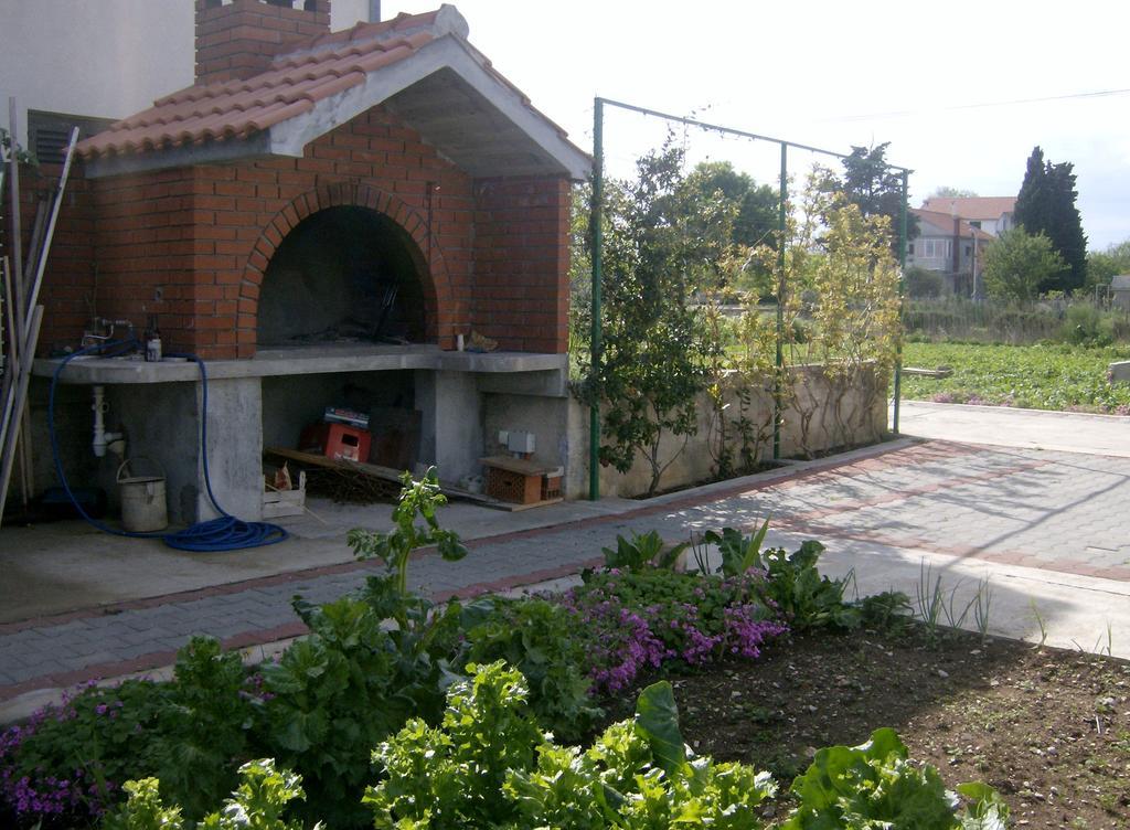 Apartments Tomas Betina  Exterior photo