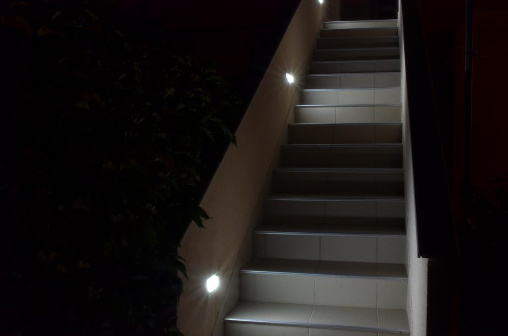 Apartments Tomas Betina  Exterior photo